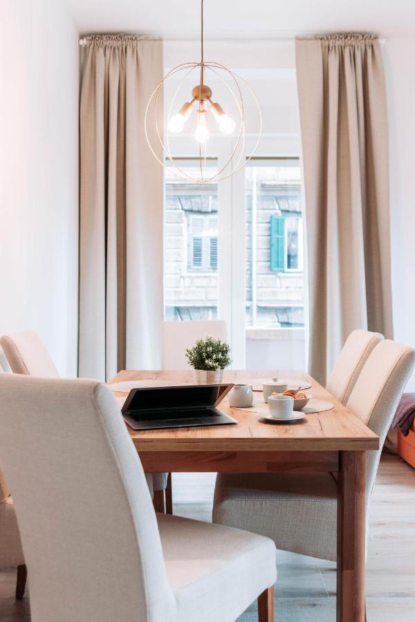 Apartments Fiorello ริเยกา ภายนอก รูปภาพ