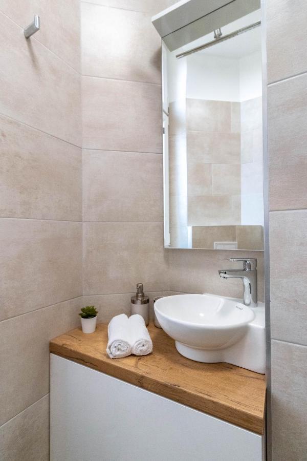 Apartments Fiorello ริเยกา ภายนอก รูปภาพ