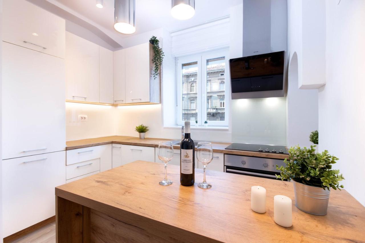 Apartments Fiorello ริเยกา ภายนอก รูปภาพ